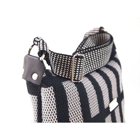 ZURRIOLA  MEDIANO BLANCO Y NEGRO