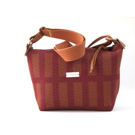 ZURRIOLA MEDIANO GRANATE Y CALDERA